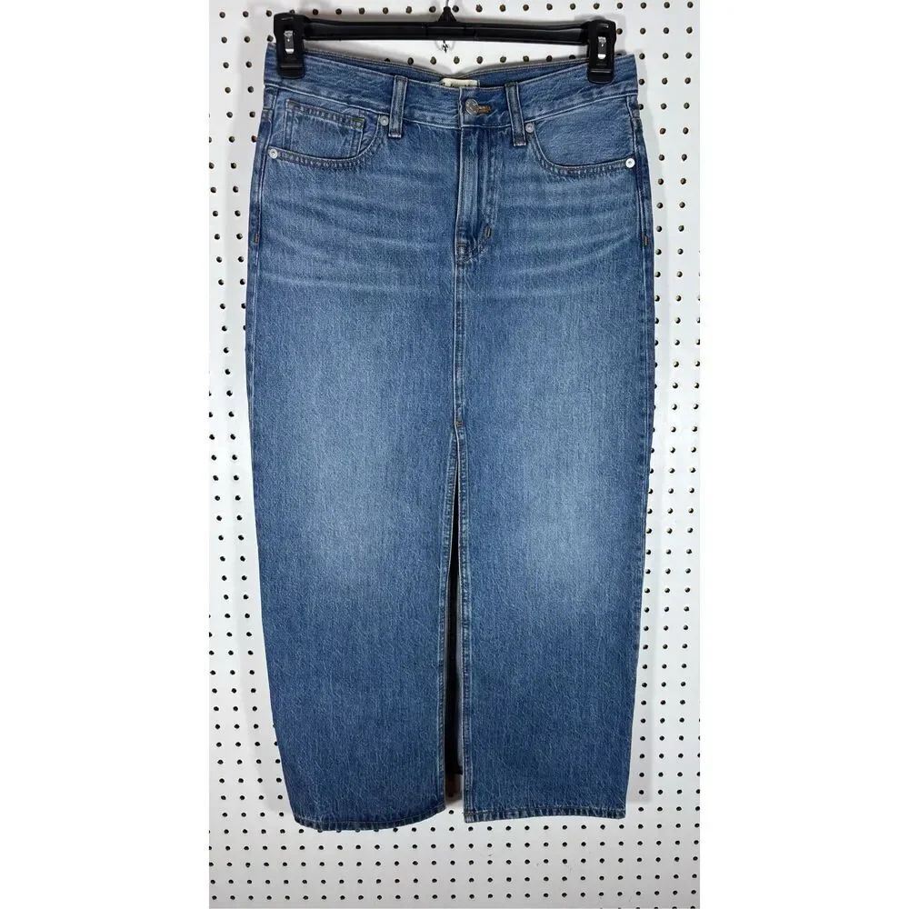 Madewell denim skirt size 25
